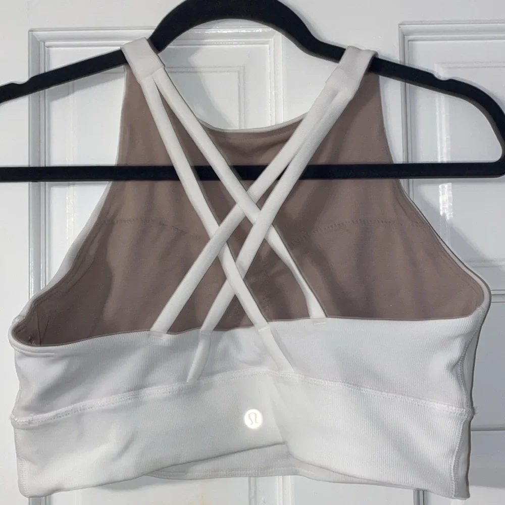 Lululemon high neck sports bra - Picture 4 of 4